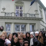"Žvaigždūnė" Varšuvoje prie LR ambasados