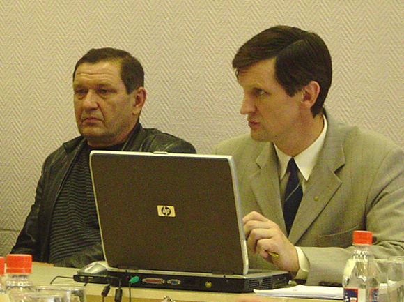 Ekonomikos ir finansų komitetui nuo šiol vadovaus R. Naujokas (kairėje). (O. Lidžiaus nuotr.)