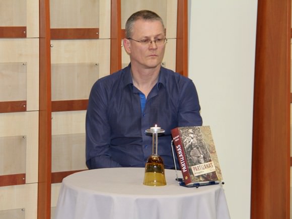 M. Milinis ir jo 'Partizanas'. (F. Bajoraičio bibliotekos nuotr.)